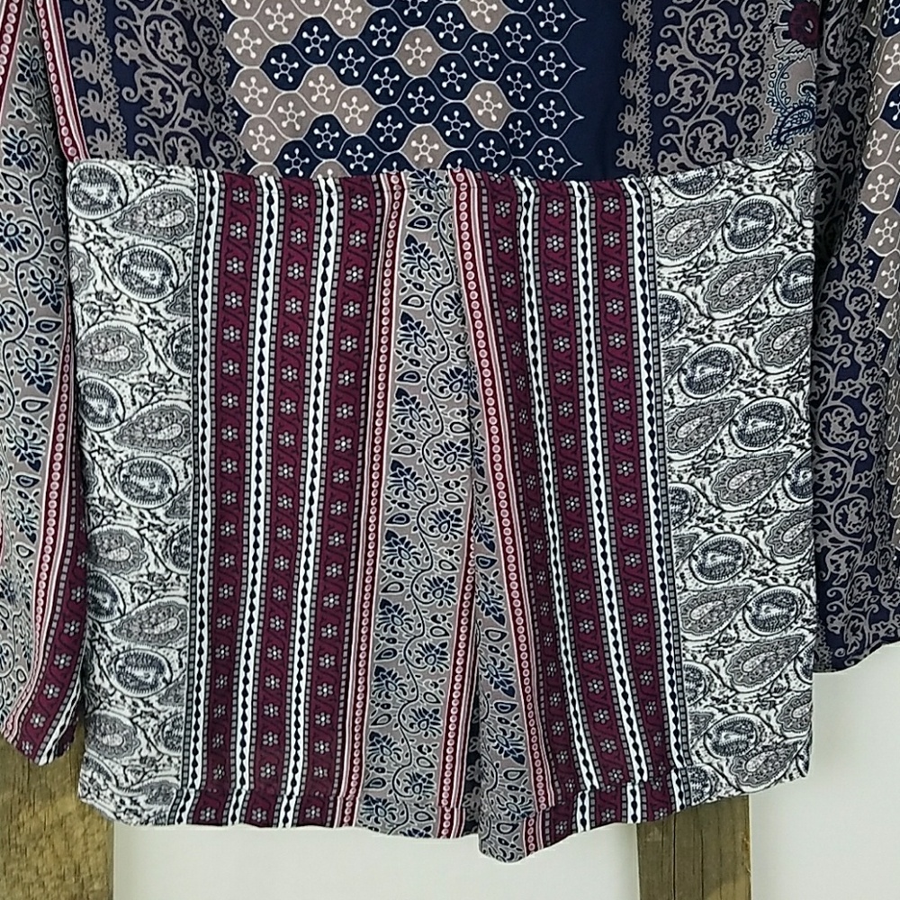 Olivaceous women S long sleeve romper plunge - Picture 7 of 7